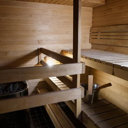 Taigaschool Eco מלון Virrankyla