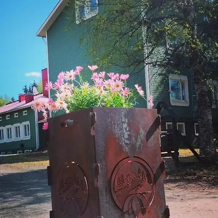 Hotelli Taigaschool Eco 5*