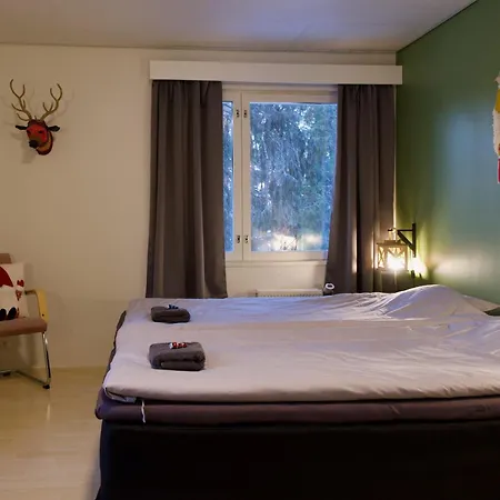 Hotel Taigaschool Eco Virrankyla